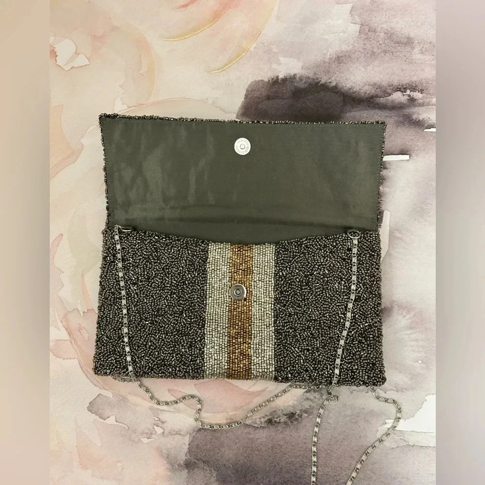 Moyna clutch bee beaded bag.